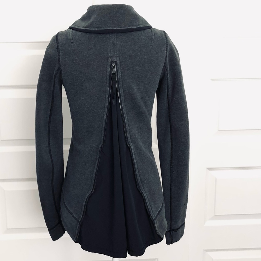 Lululemon Jacket - Picture 2 of 9